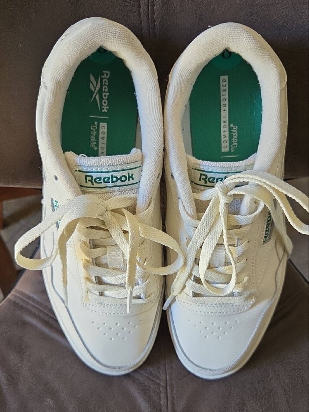 Womens Reebok Club MEMT G sneakers Size 8